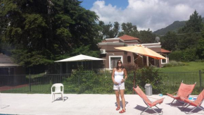 Elegante Casa de Campo con pileta en san Lorenzo